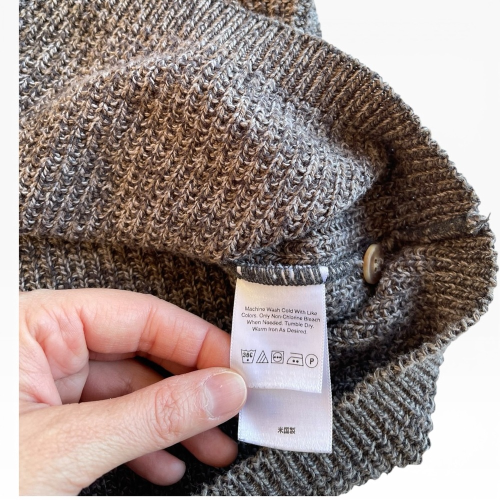 Men’s Eddie Bauer Gray Knit Sweater Vest Button Front V-Neck Cotton Large L - Picture 3 of 6